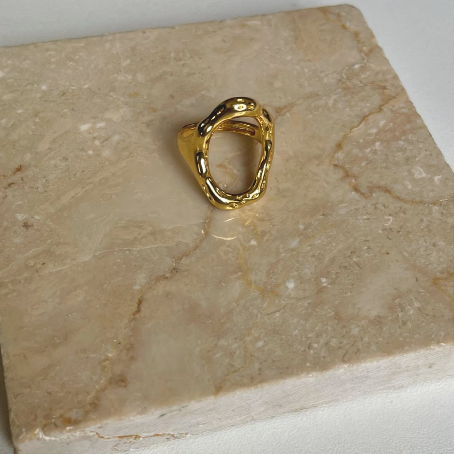 Ring Liv